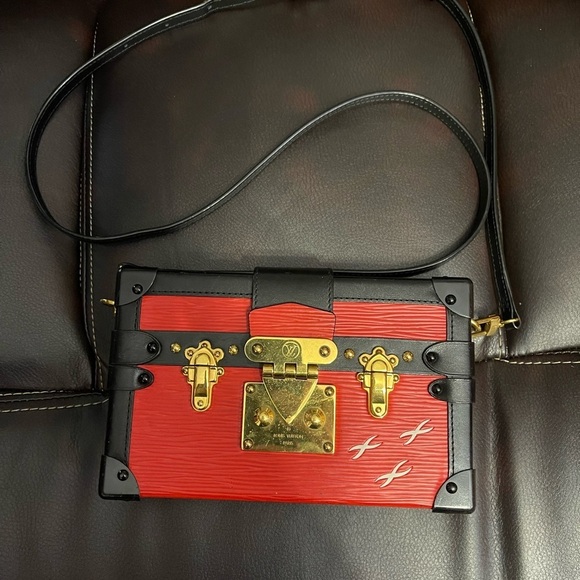 Louis Vuitton Handbags - Louis Vuitton Petite Malle Hard Trunk Crossbody
